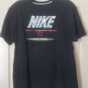 Nike Regular Fit Tee